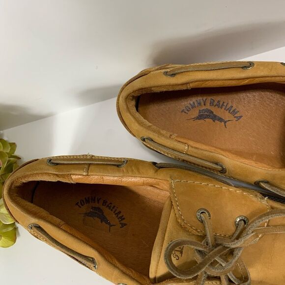 TOMMY BAHAMA tan Leather boat shoes main image 5